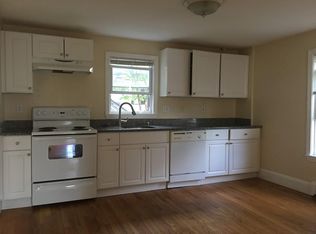 15 Crescent St #B, Medford, MA 02155