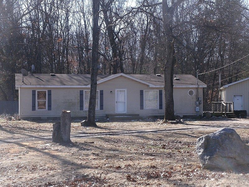 2nd image of 22479 Almy Rd