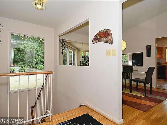4th image of 8600 Fenway Dr