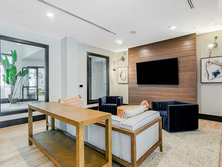 Windsor 335 offers plenty of gathering spaces for residents and their guests.