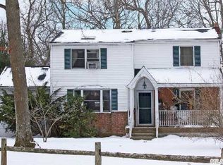 38 Timberpoint Rd, East Islip, NY 11730