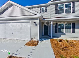 109 Western Red Cedar Dr, Springfield, GA 31329