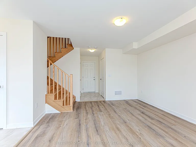 1695 Dersan St #809 — Photo 7