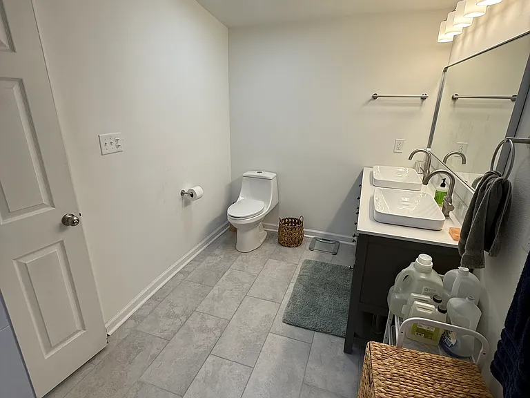 8633-35 Plum St #8635 — Photo 10