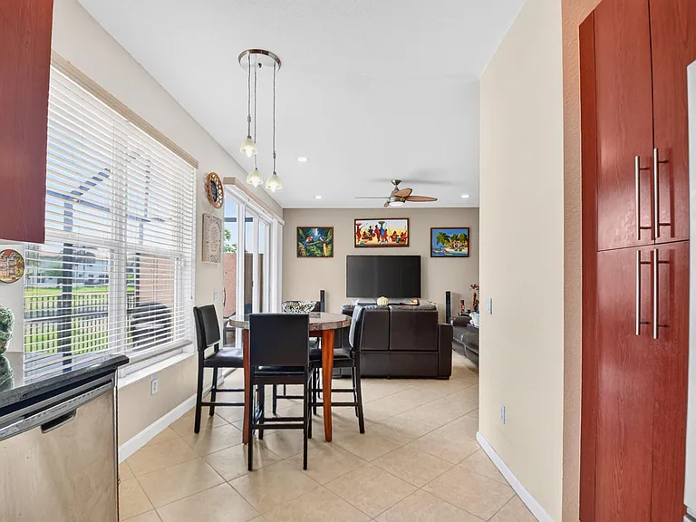 5018 Starblaze Dr — Photo 23