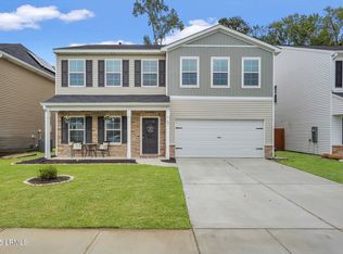 33 Chinquapin St, Beaufort, SC 29906