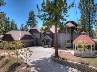 727 Villa Grove Ave, Big Bear City, CA 92314