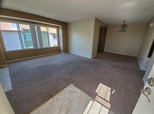 10291 Bell Gardens Dr, Santee, CA 92071