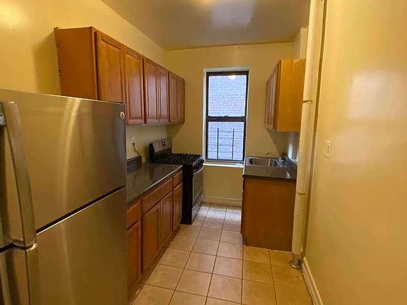 5th image of 3405 Kossuth Ave APT 3E