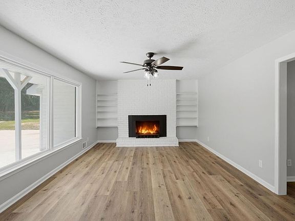 4th image of 7130 Nantz Rd