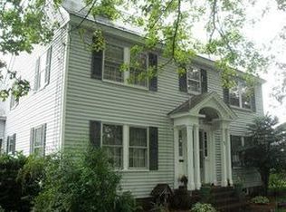 92 Greenwood Ave, Winthrop, ME 04364