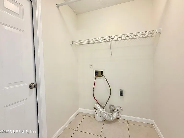 8796 Chambore Dr — Photo 28