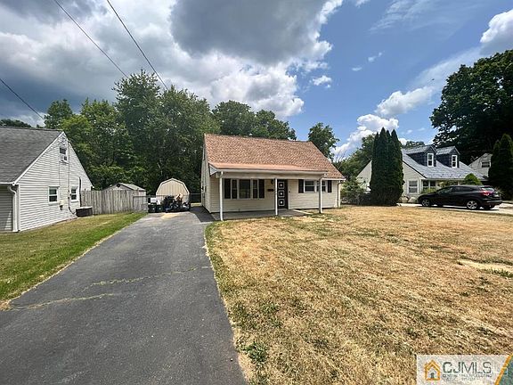 2nd image of 1008 Terrace Blvd