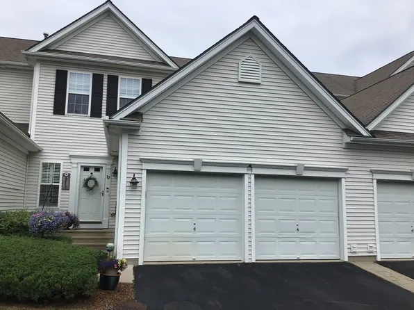 32 Bagnell Dr, Pembroke, MA 02359