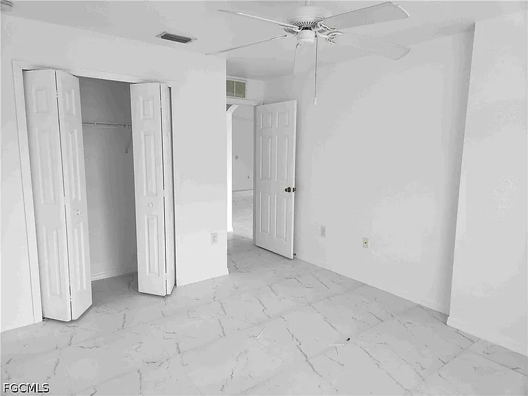 14980 Coopers Hawk Way — Photo 16
