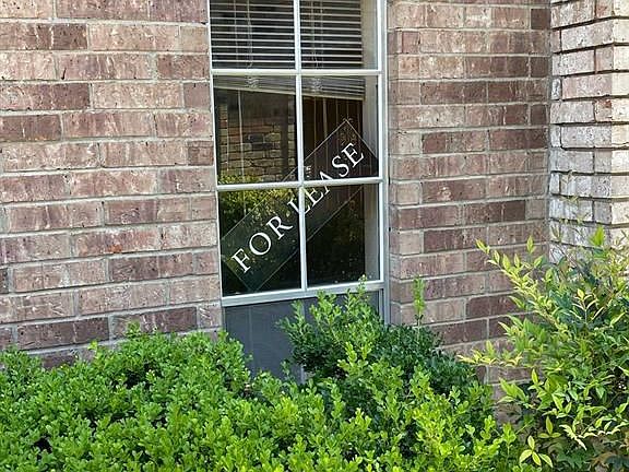 2nd image of 1715 Moritz Dr APT 4