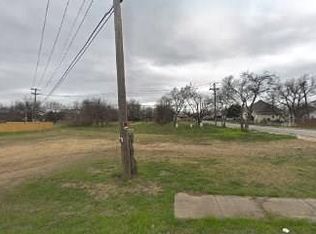 1400 E Morphy St, Fort Worth, TX 76104