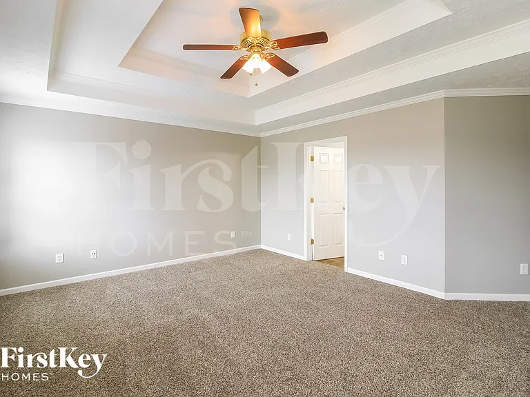 15 Dairyland Dr — Photo 9