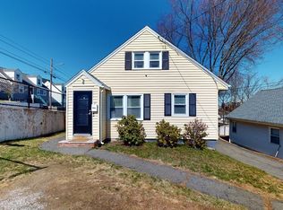 21 Parkview Rd, Everett, MA 02149