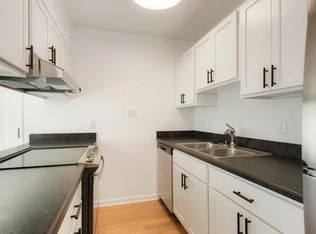 880 W Moorhead Cir #880, Boulder, CO 80305