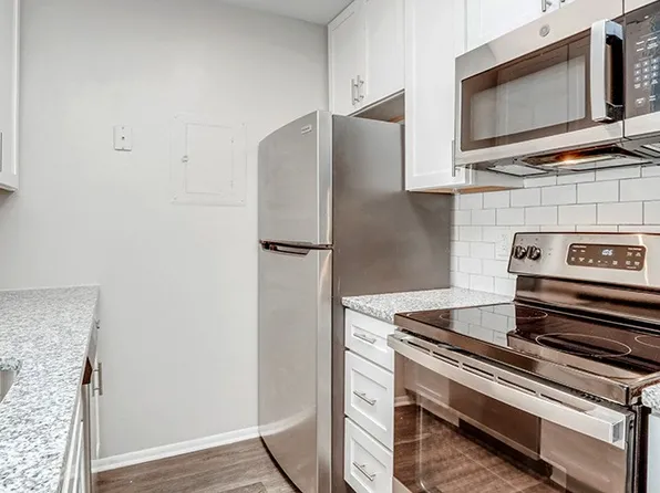 Springhouse Apartments