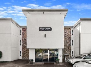 2625 13th Ave W APT 204, Seattle, WA 98119