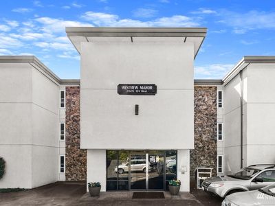 2625 13th Avenue W #204, Seattle, WA, 98119