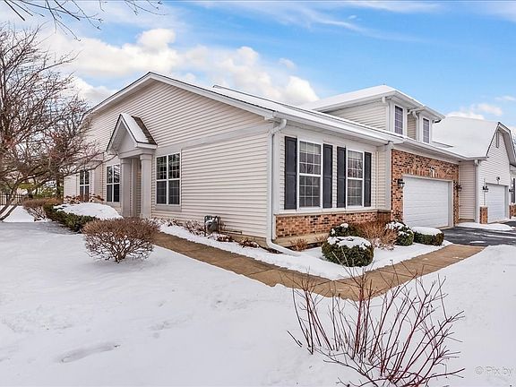 2nd image of 442 Woodhill Dr