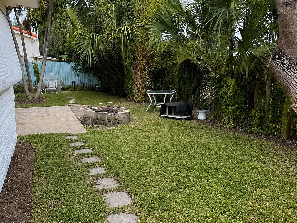 2nd image of 38 SE 8th Avenue
