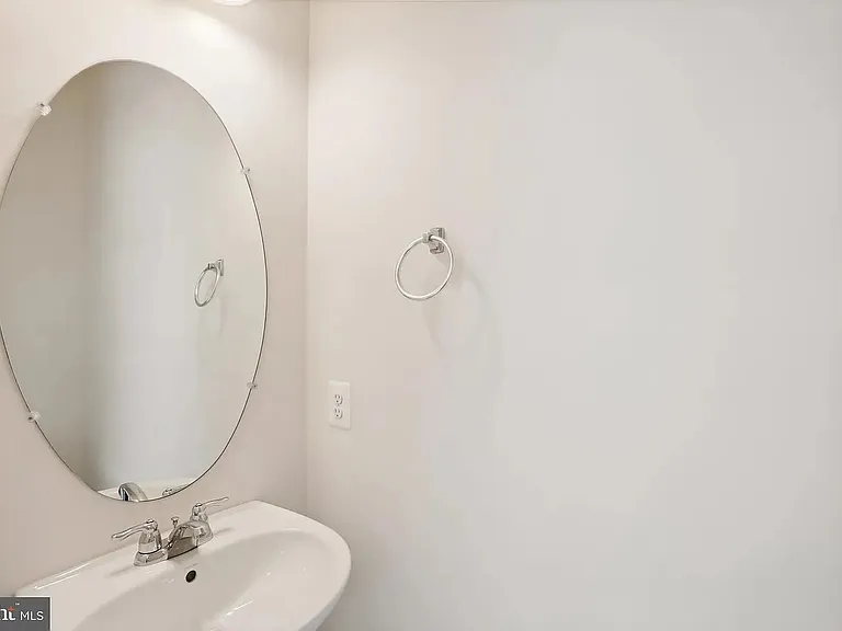 18320 Woodhouse Ln — Photo 5