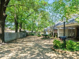 4638 Laurel Oaks, Memphis, TN 38117