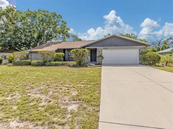 4361 Whispering Woods Pl, Sarasota, FL 34233