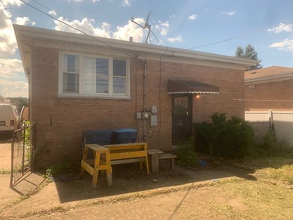3rd image of 615 Bensley Ave