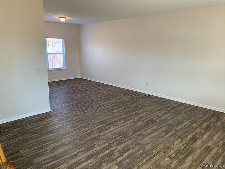 4783 Hickory Pointe Blvd — Photo 4