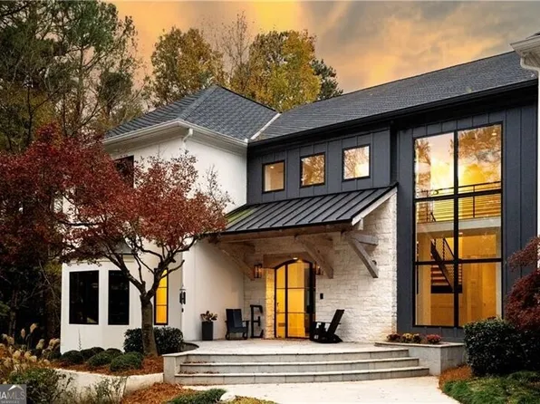 210 N Chambord Dr NW, Sandy Springs, GA 30327