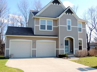 6798 Danboro Ct NE, Rockford, MI 49341