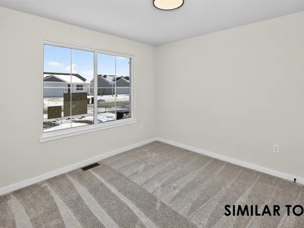 1560 Werthman Dr, Waukee, IA 50263