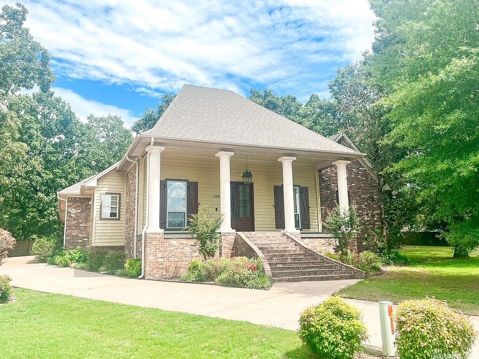 1st image of 129 Black Oak Pl