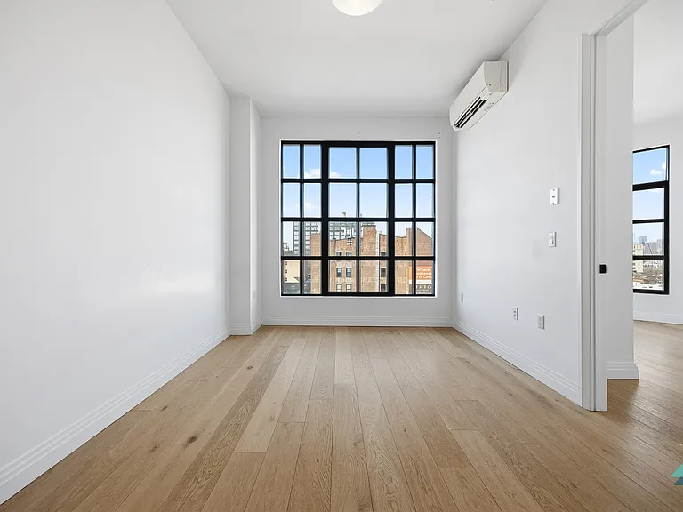 875 4th Ave #819 — Photo 5