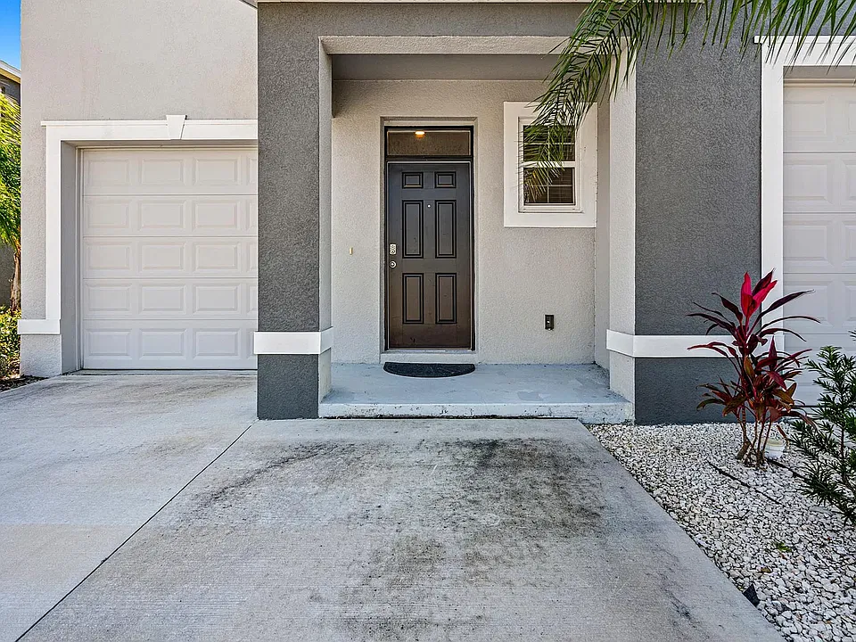 34230 Redwood Dawn Ln