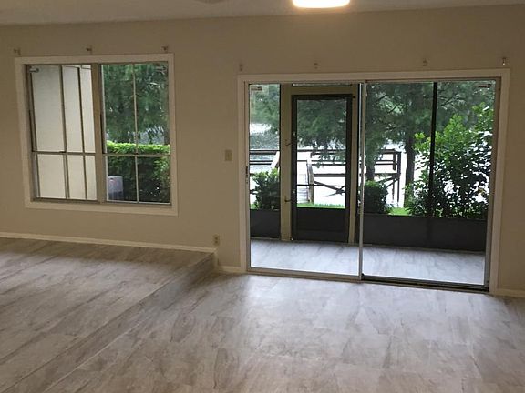 5th image of 200 Maitland Ave APT 121