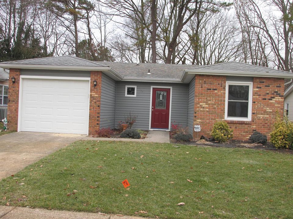 1st image of 117 Courtshire Dr