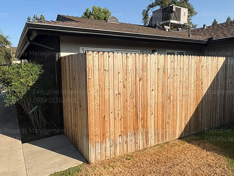 709 Deseret Way — Photo 5