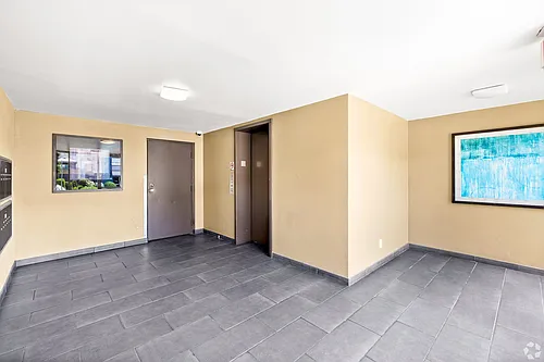 Woodman Place Apartments Photo 1
