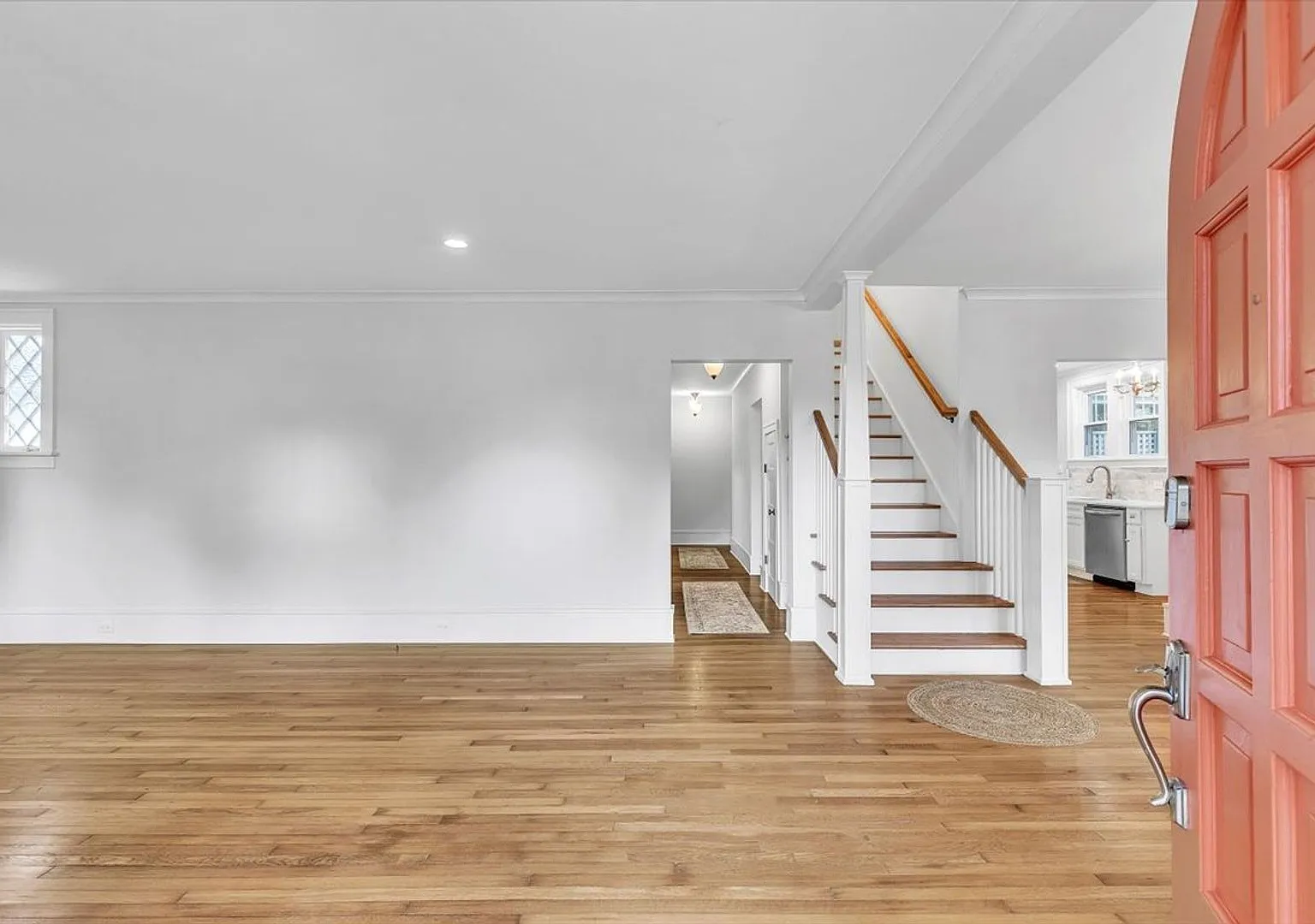 Historic Charm Meets Modern Elegance in Savannah's Ardmore/Gould Estates — Photo 3