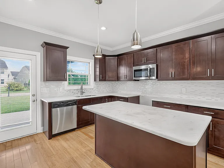 2848 Cason Ln — Photo 9