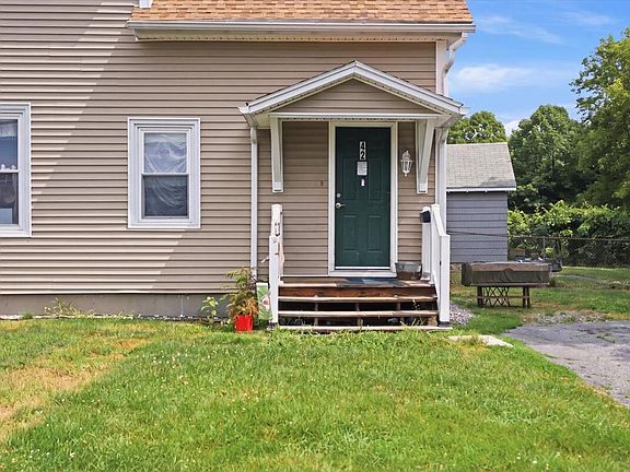 4th image of 42 Pleasant Street
