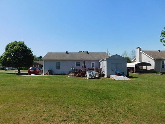 3rd image of 2873 Chinquapin Ln