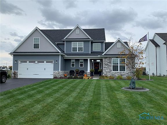 2nd image of 111 Brunswick Ct