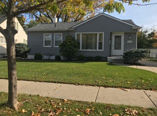 607 Gargantua Ave, Clawson, MI 48017